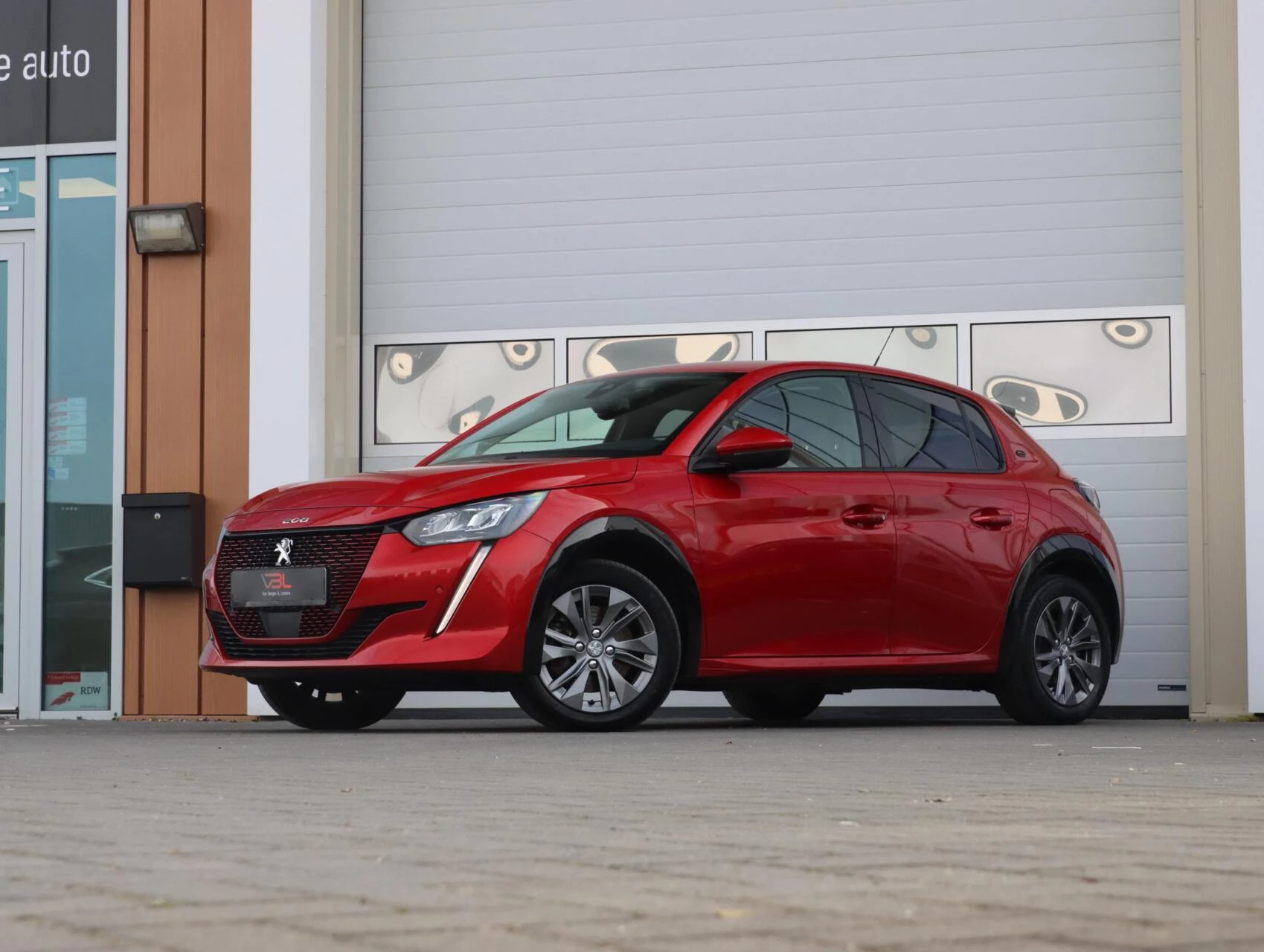 Hoofdafbeelding Peugeot e-208