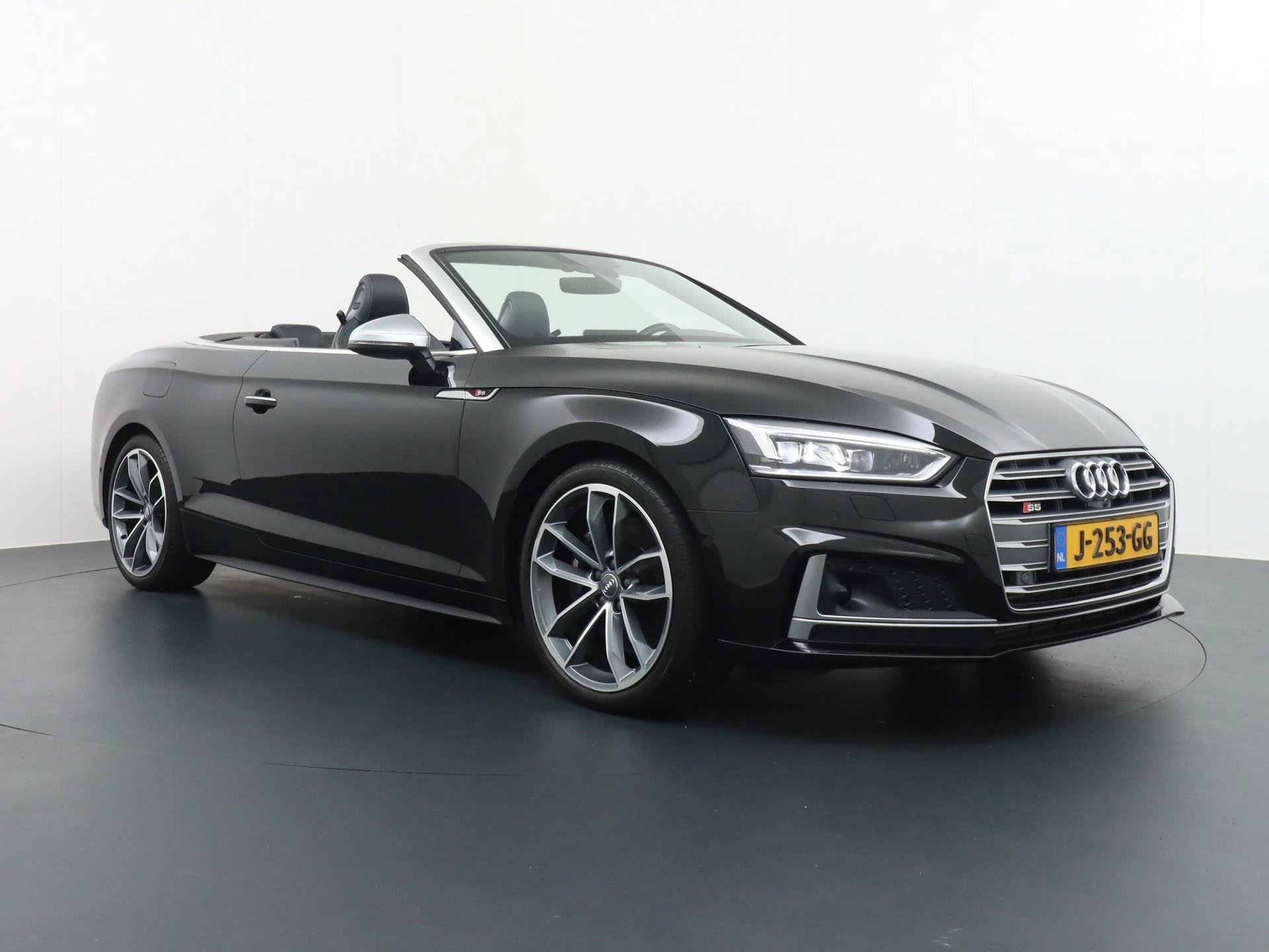 Hoofdafbeelding Audi S5