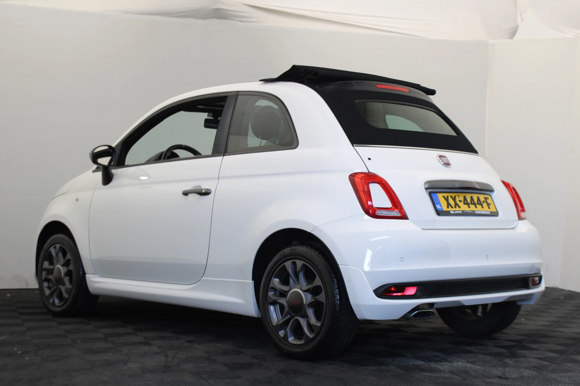 Hoofdafbeelding Fiat 500C