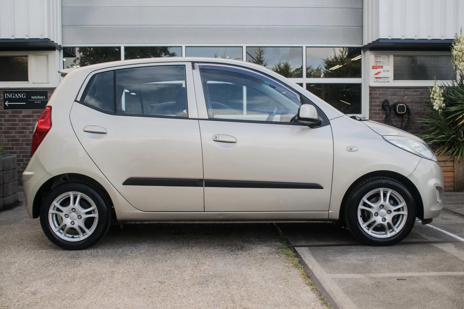 Hoofdafbeelding Hyundai i10