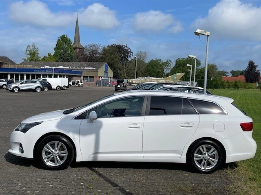 Hoofdafbeelding Toyota Avensis