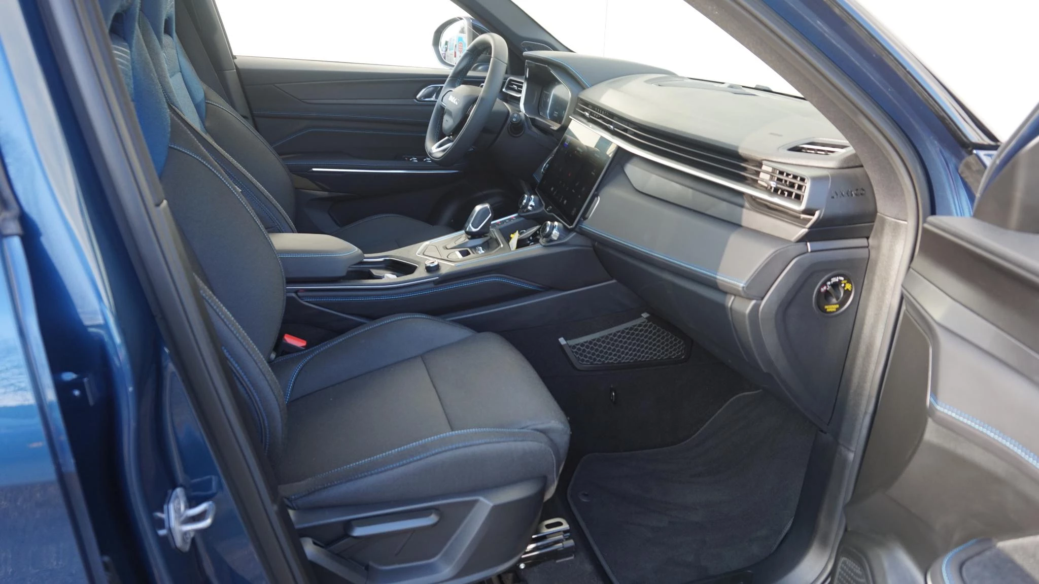 Hoofdafbeelding Lynk & Co 01