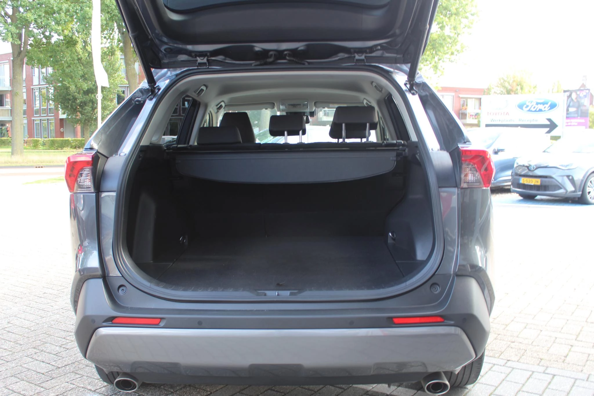 Hoofdafbeelding Toyota RAV4