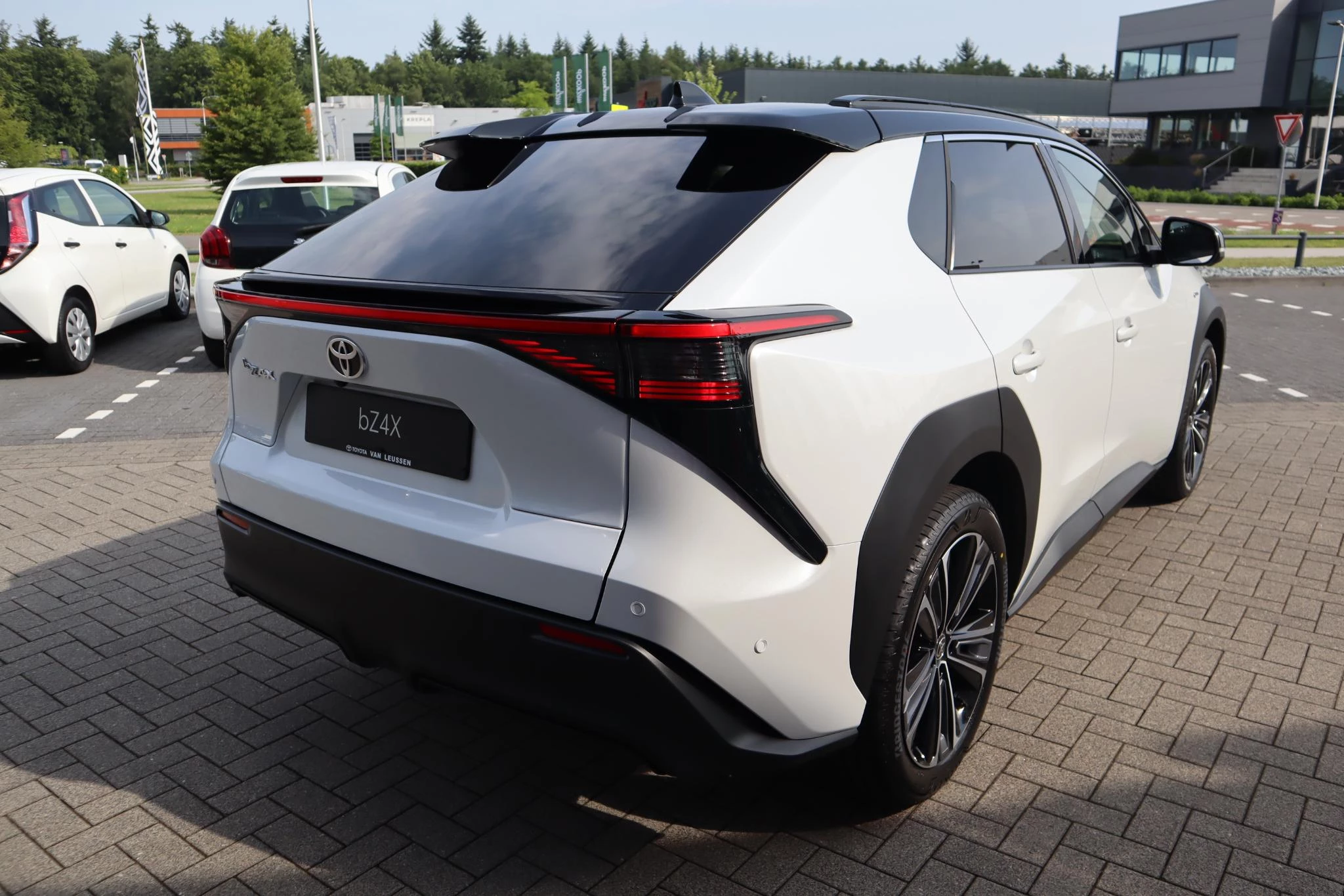 Hoofdafbeelding Toyota bZ4X