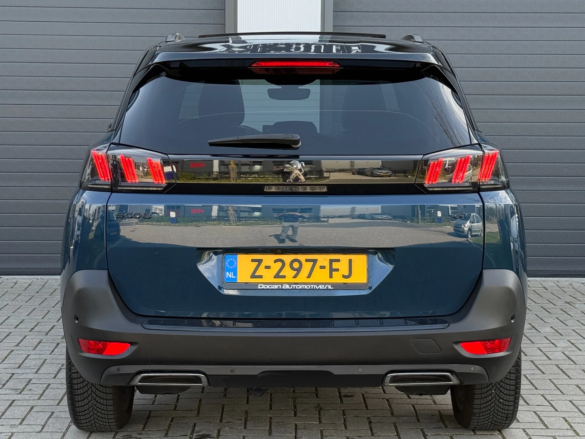Hoofdafbeelding Peugeot 5008