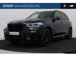 Hoofdafbeelding BMW X5 BMW X5 xDrive45e High Executive M Sport Automaat / Panoramadak / Sportstoelen / Comfort Access / Laserlight / Adaptief onderstel /  Harman Kardon