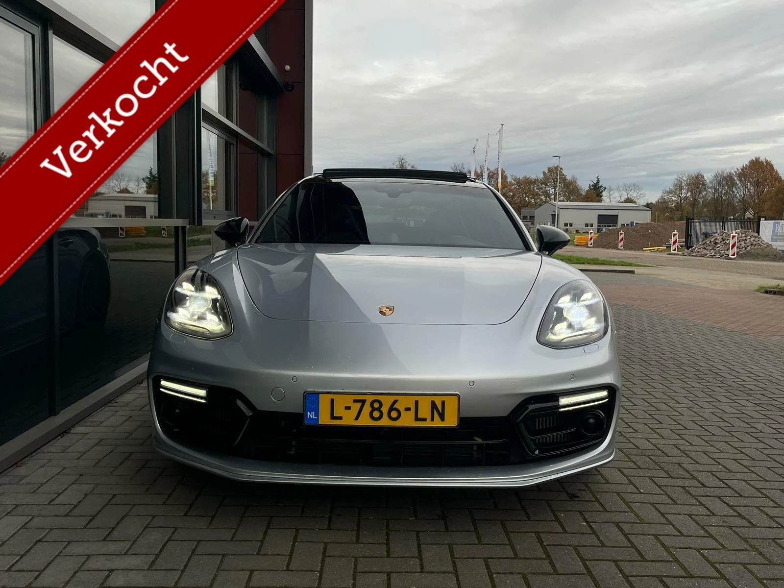 Hoofdafbeelding Porsche Panamera