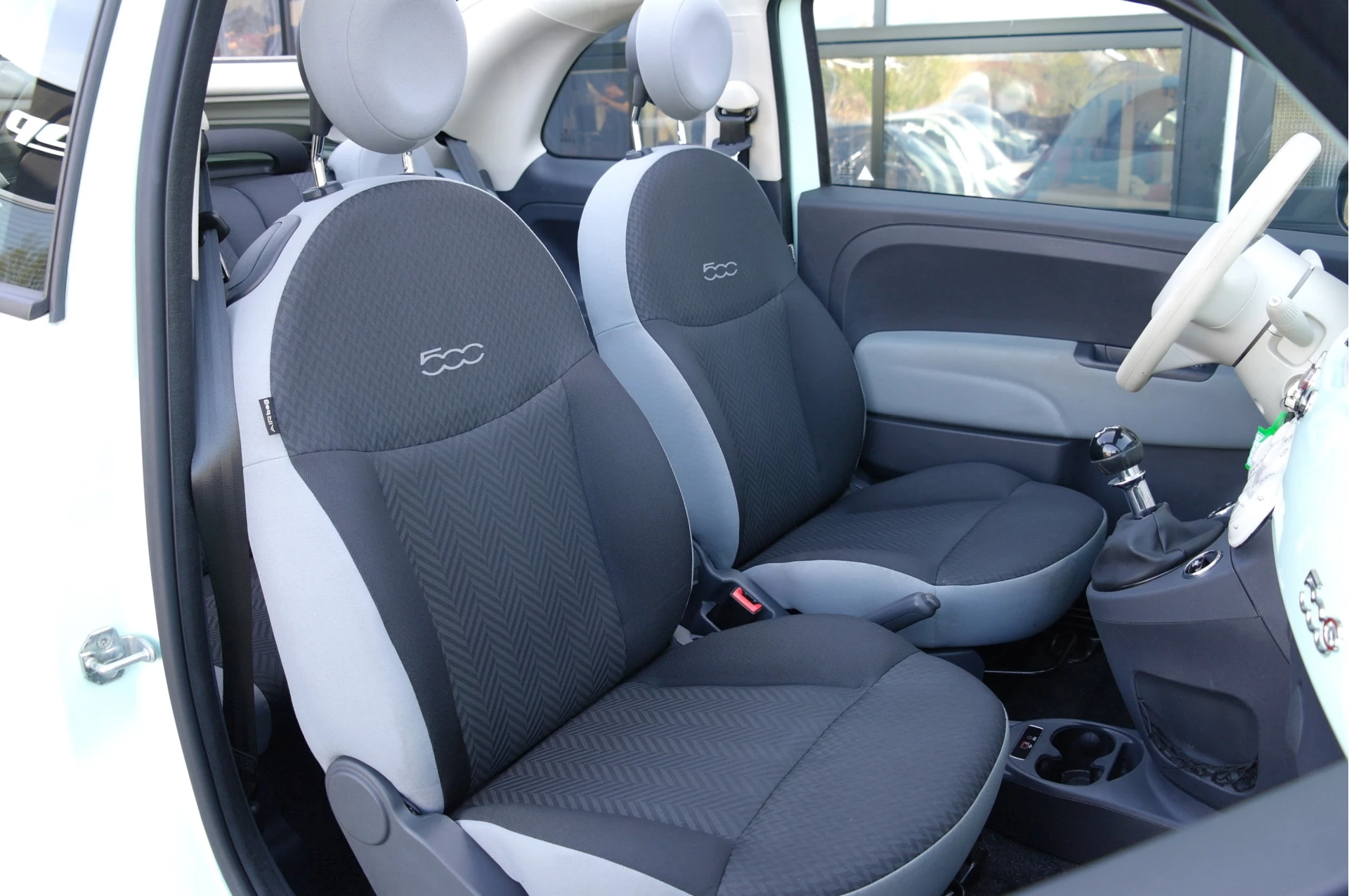 Hoofdafbeelding Fiat 500C