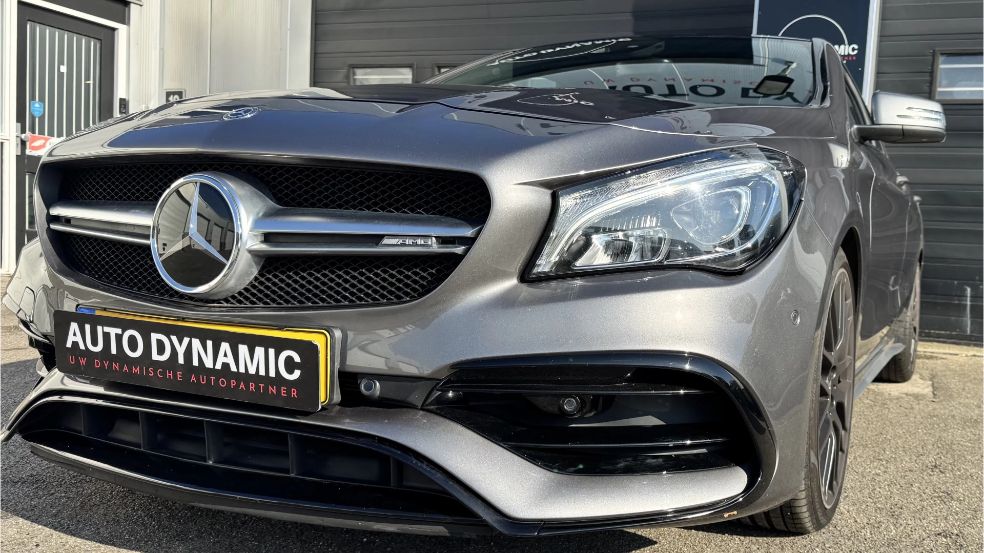 Hoofdafbeelding Mercedes-Benz CLA