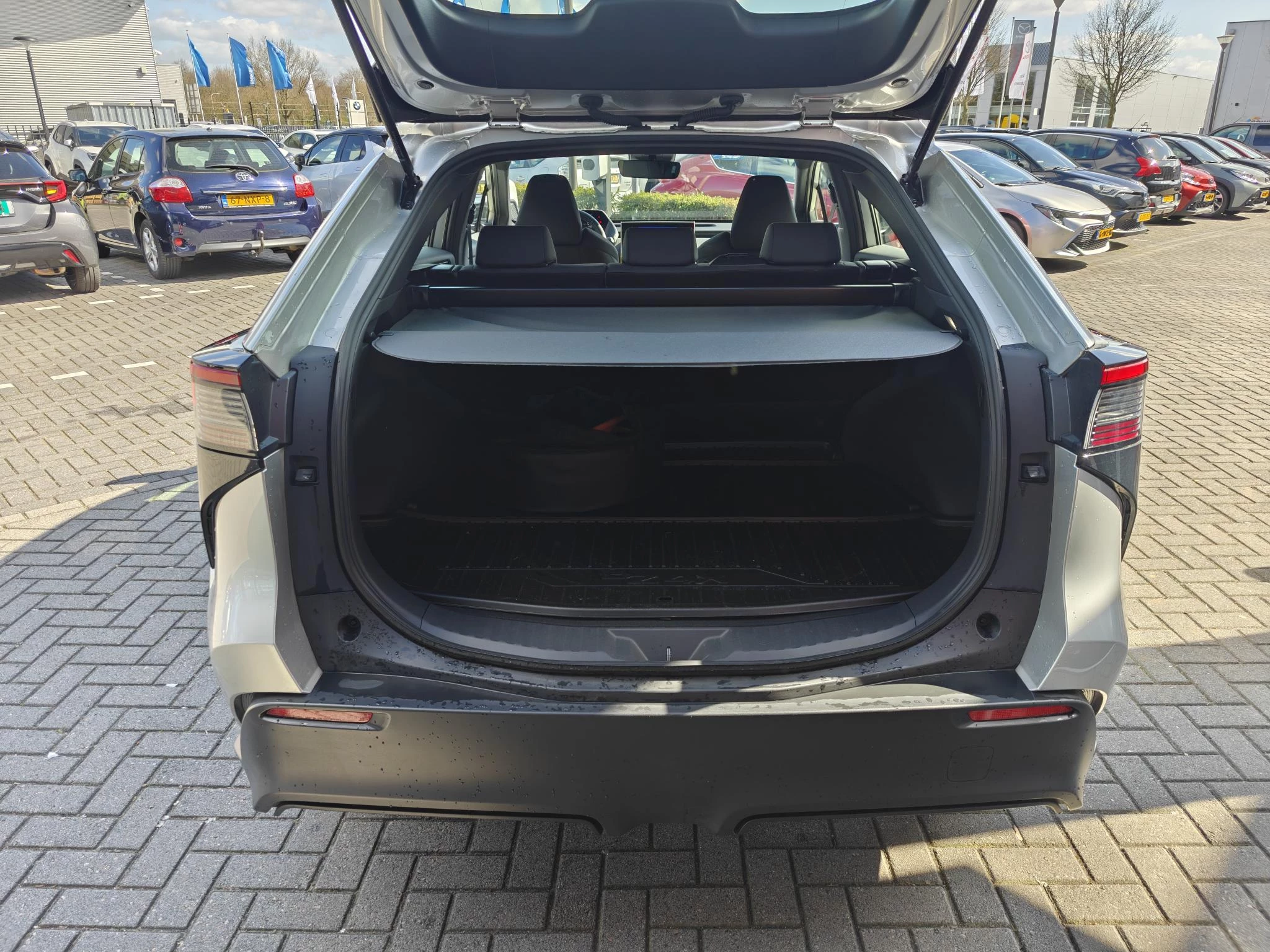 Hoofdafbeelding Toyota bZ4X