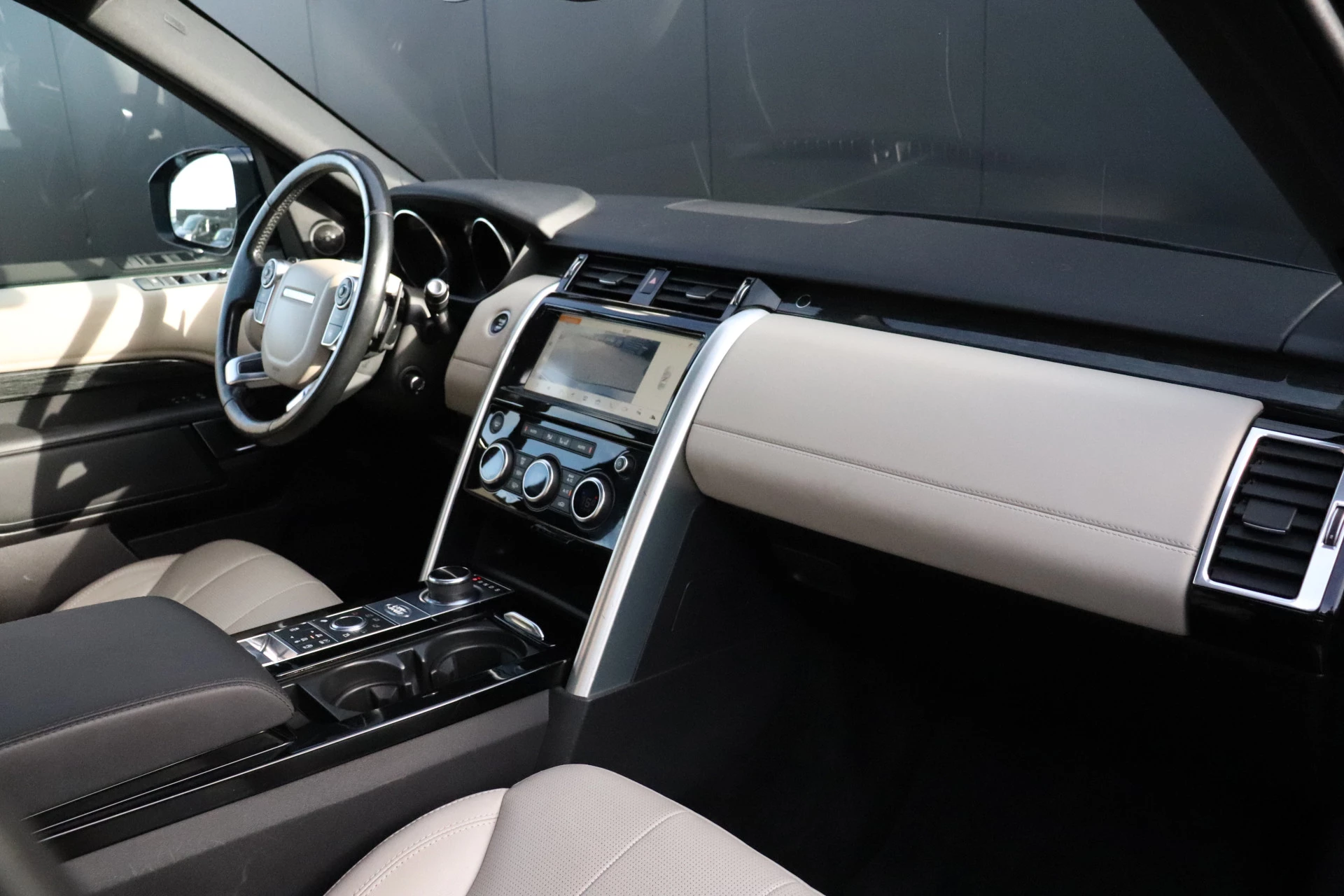 Hoofdafbeelding Land Rover Discovery