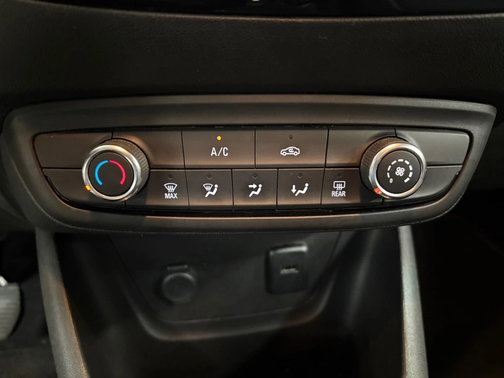 Hoofdafbeelding Opel Crossland X