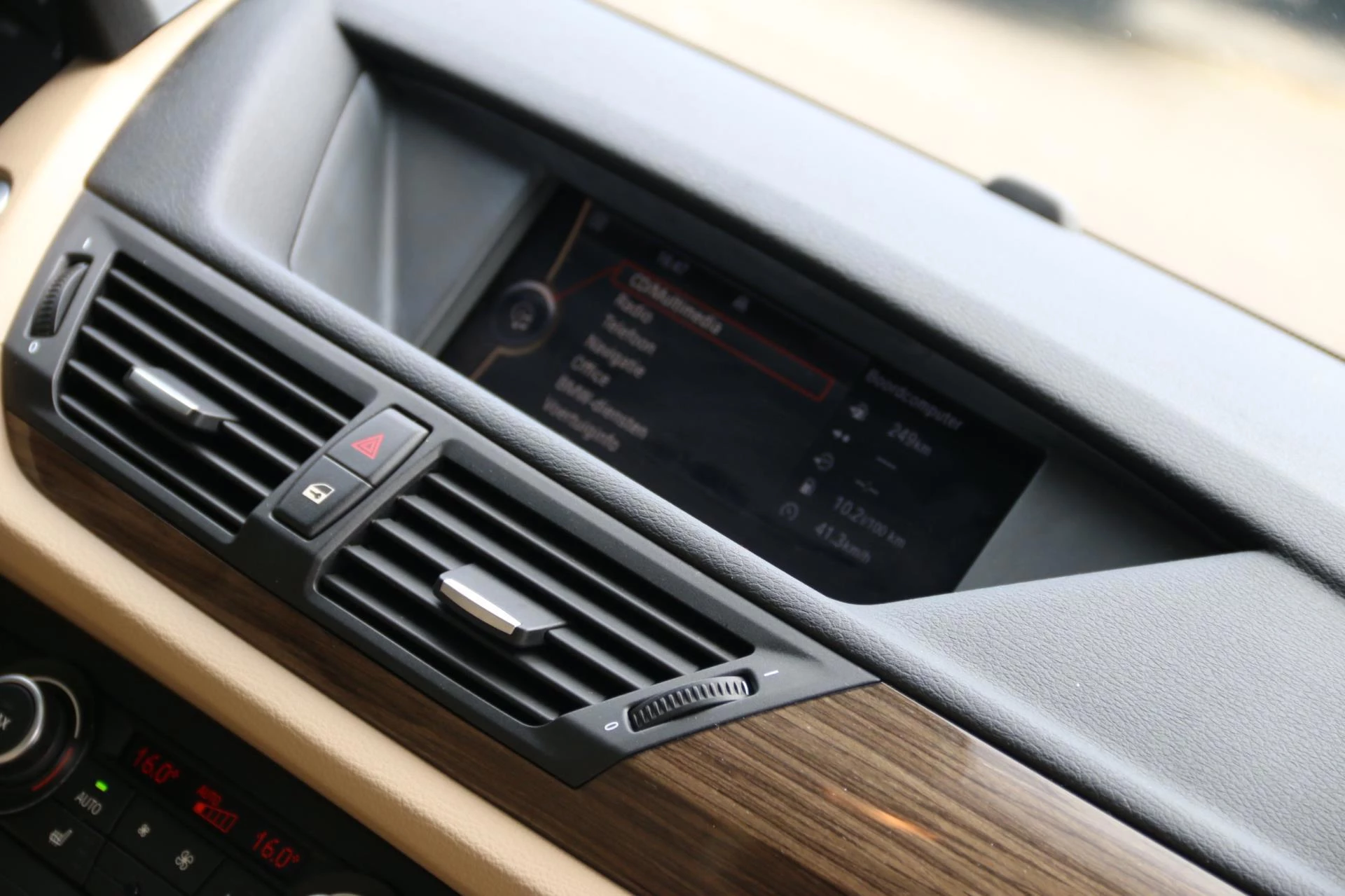 Hoofdafbeelding BMW X1