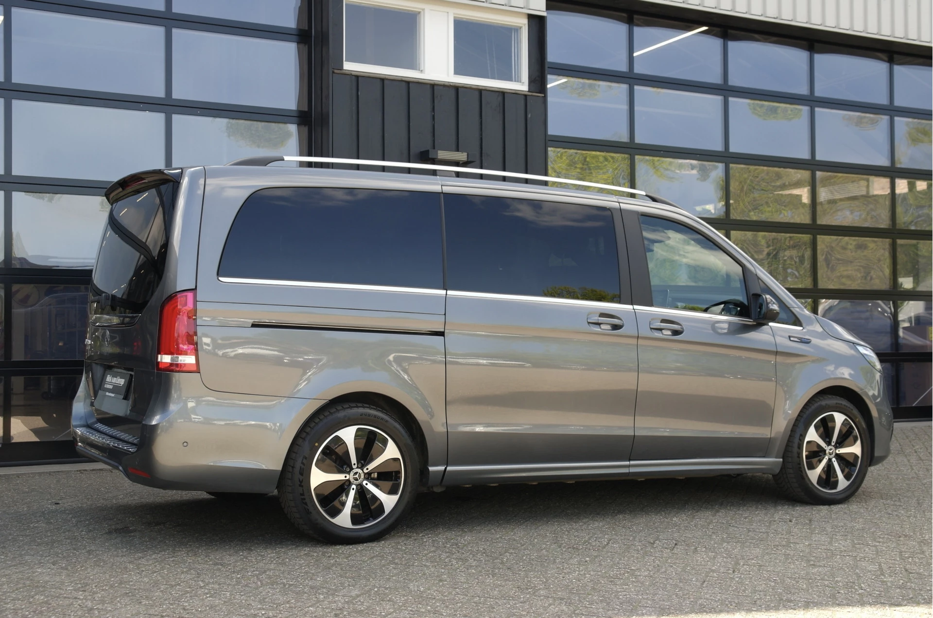 Hoofdafbeelding Mercedes-Benz EQV