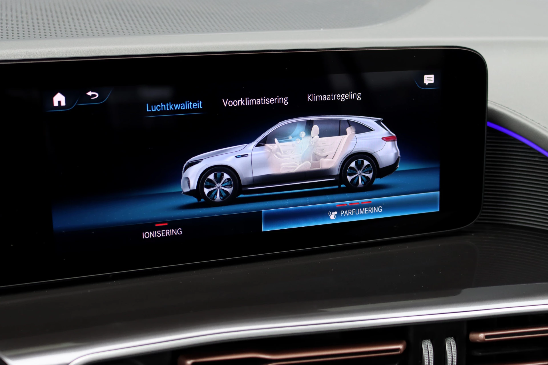 Hoofdafbeelding Mercedes-Benz EQC