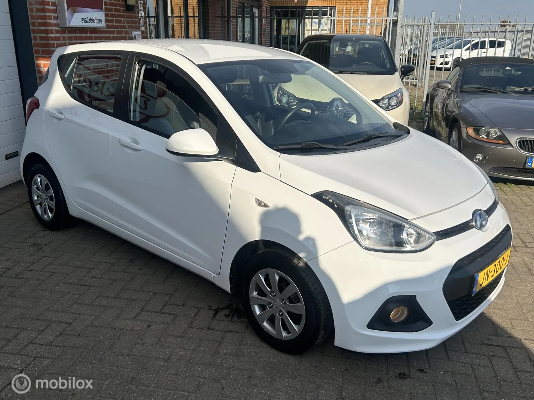 Hoofdafbeelding Hyundai i10