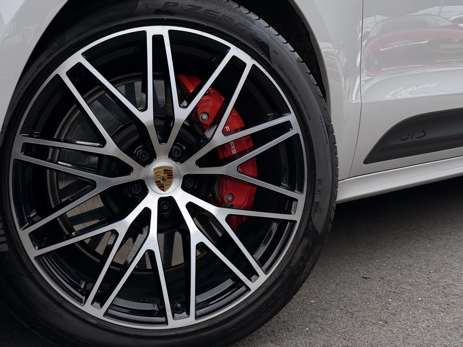 Hoofdafbeelding Porsche Macan