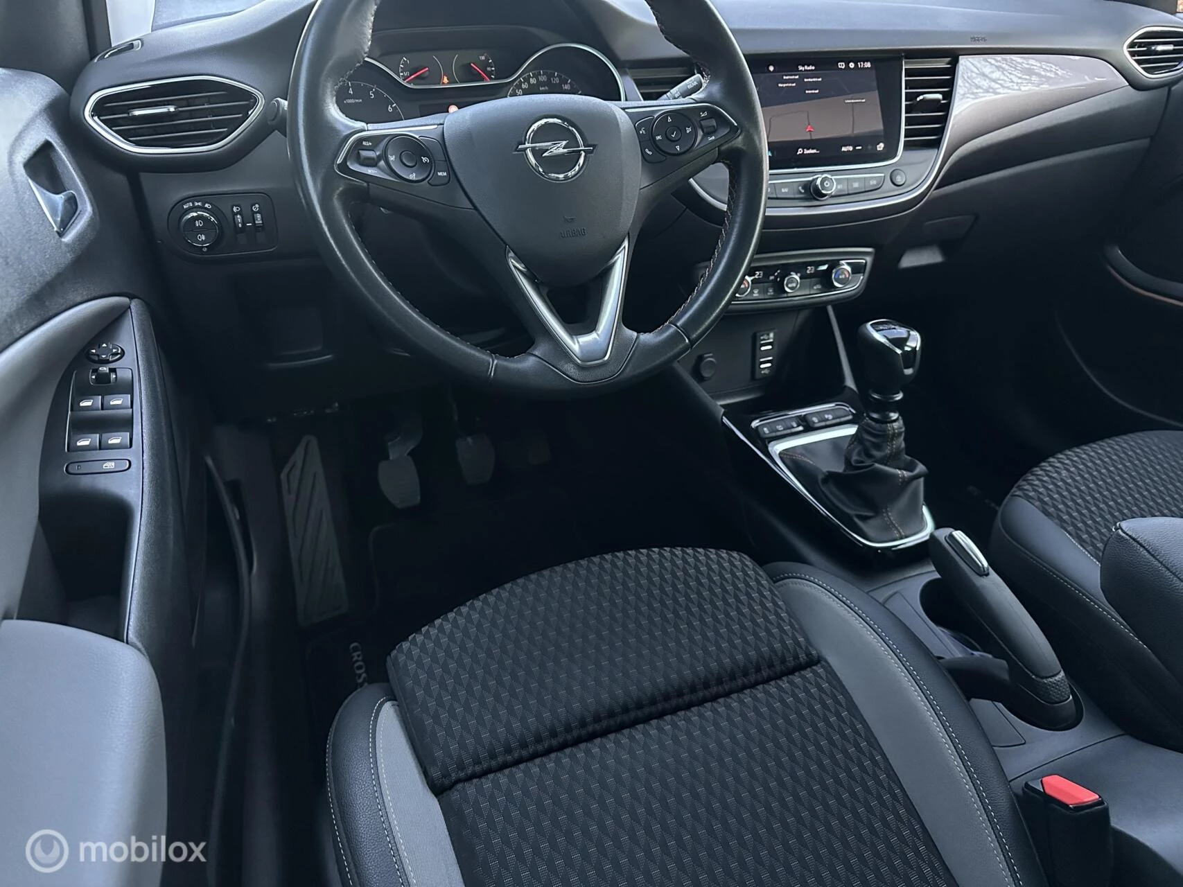 Hoofdafbeelding Opel Crossland X