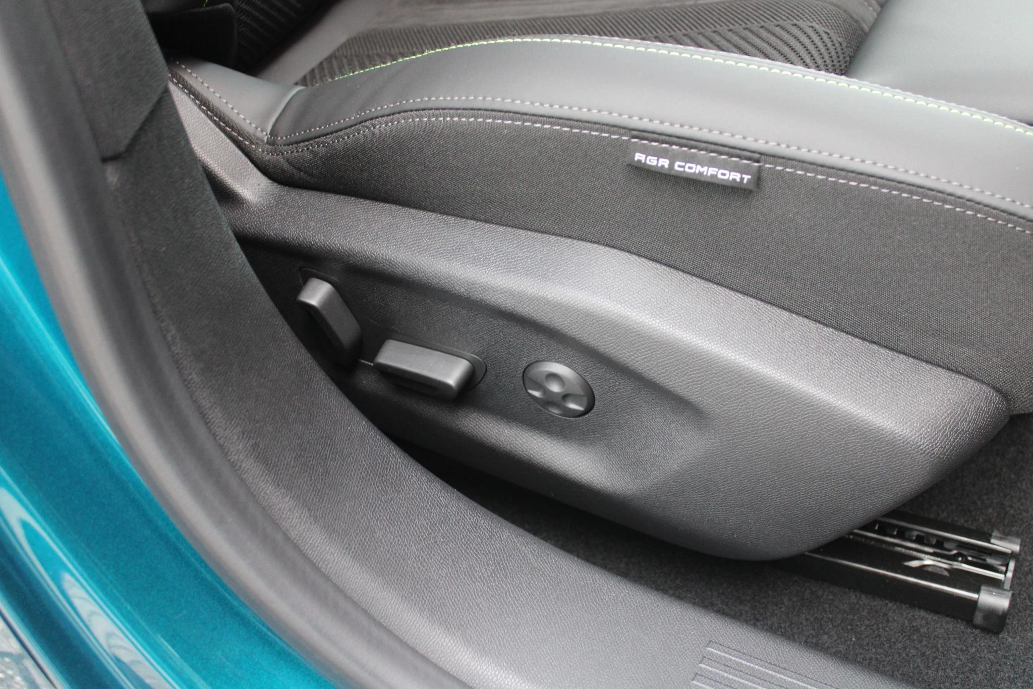 Hoofdafbeelding Peugeot 408