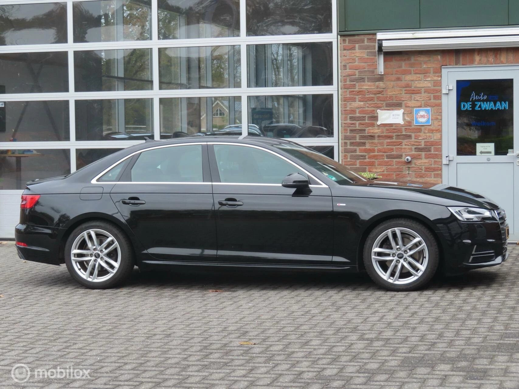 Hoofdafbeelding Audi A4