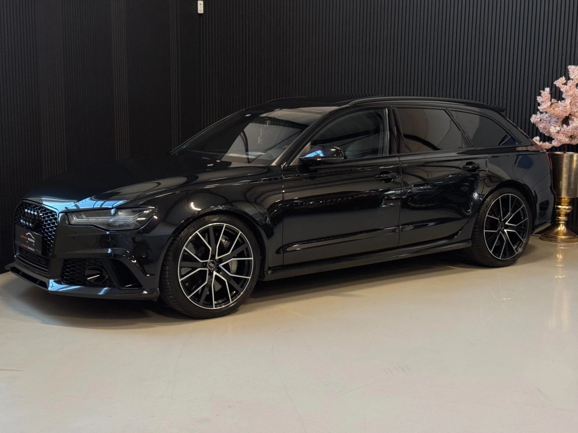 Hoofdafbeelding Audi RS6