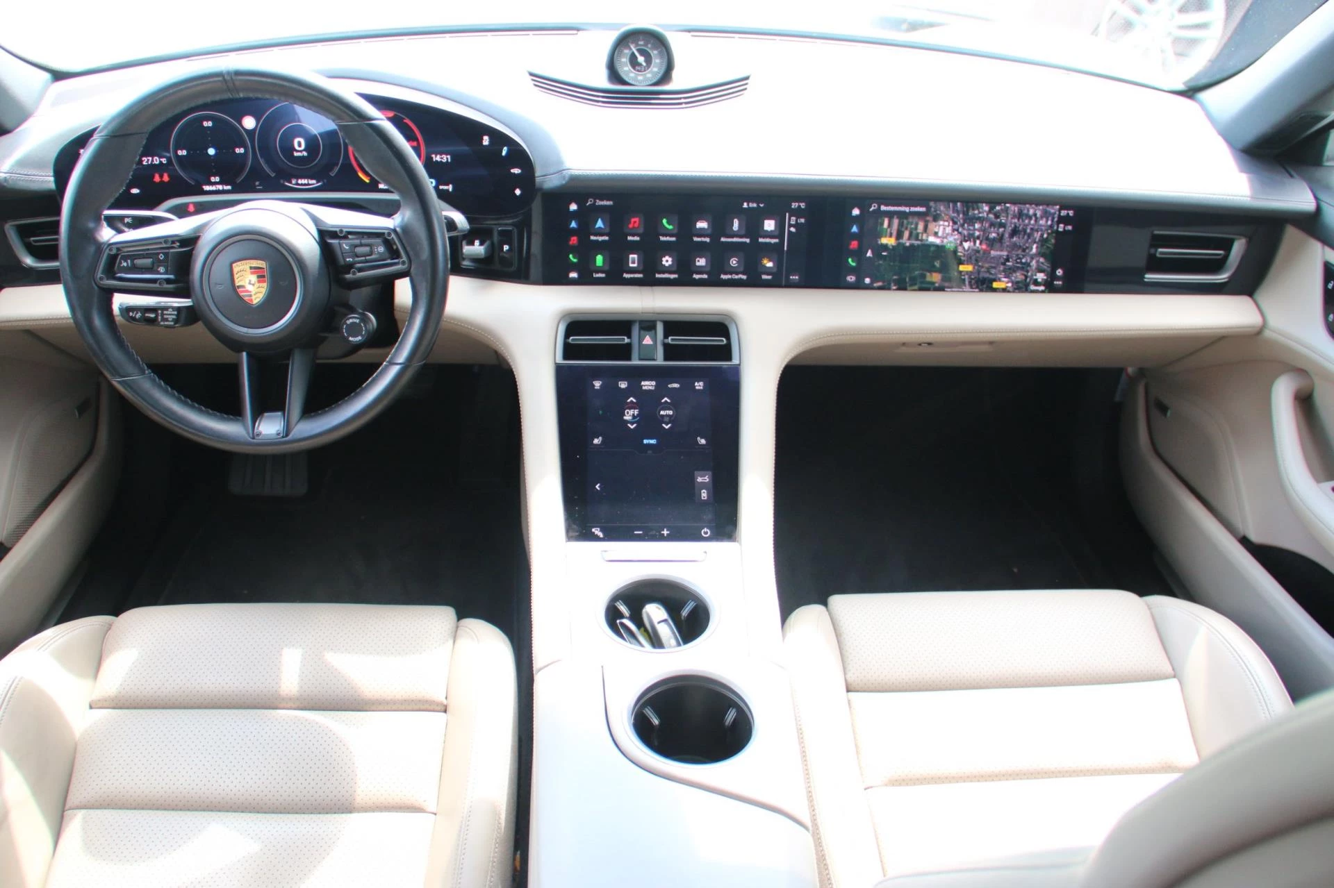 Hoofdafbeelding Porsche Taycan