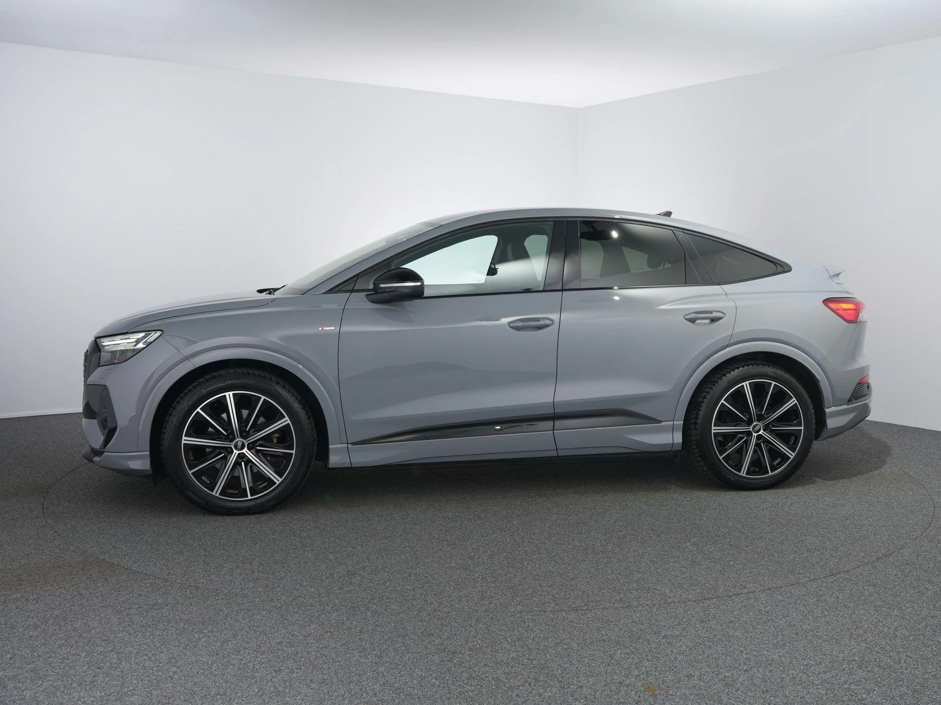 Hoofdafbeelding Audi Q4 Sportback e-tron