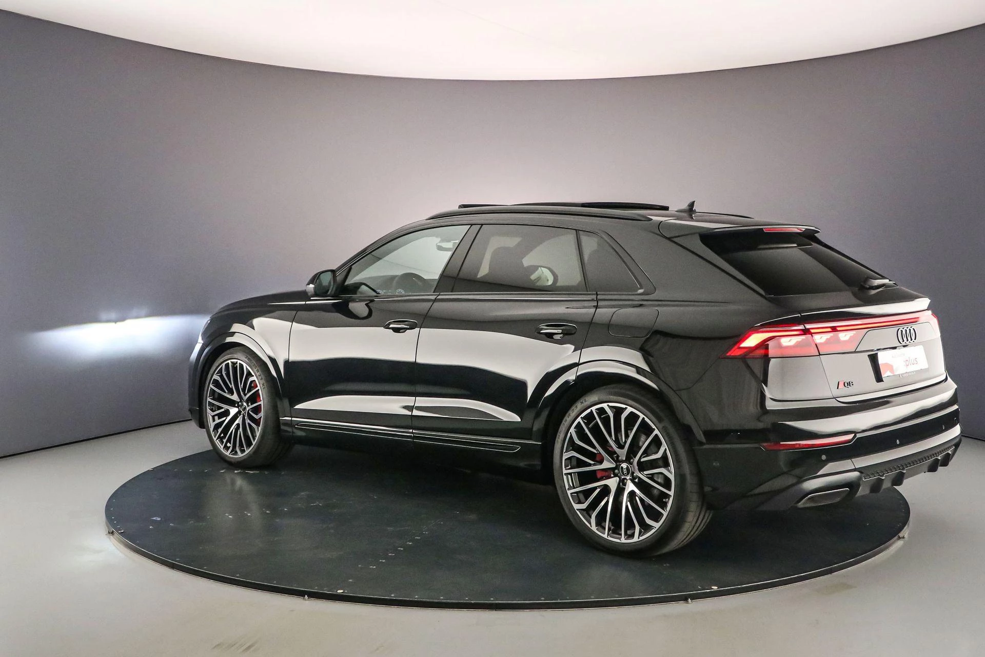 Hoofdafbeelding Audi Q8