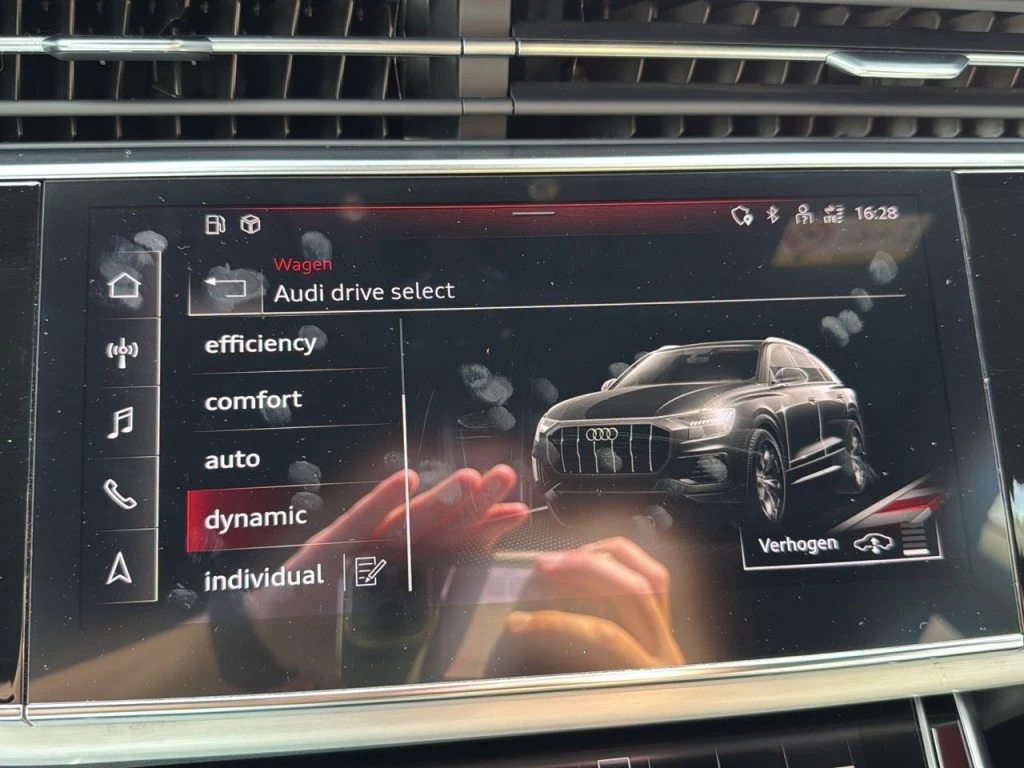 Hoofdafbeelding Audi Q8