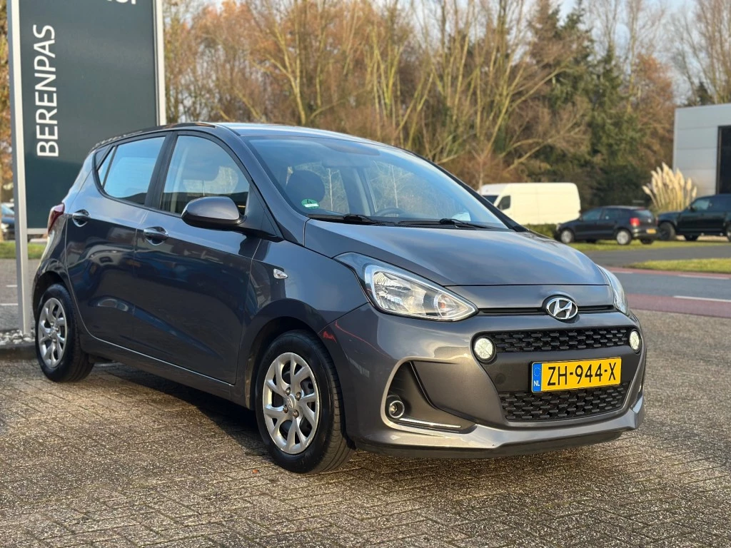 Hoofdafbeelding Hyundai i10