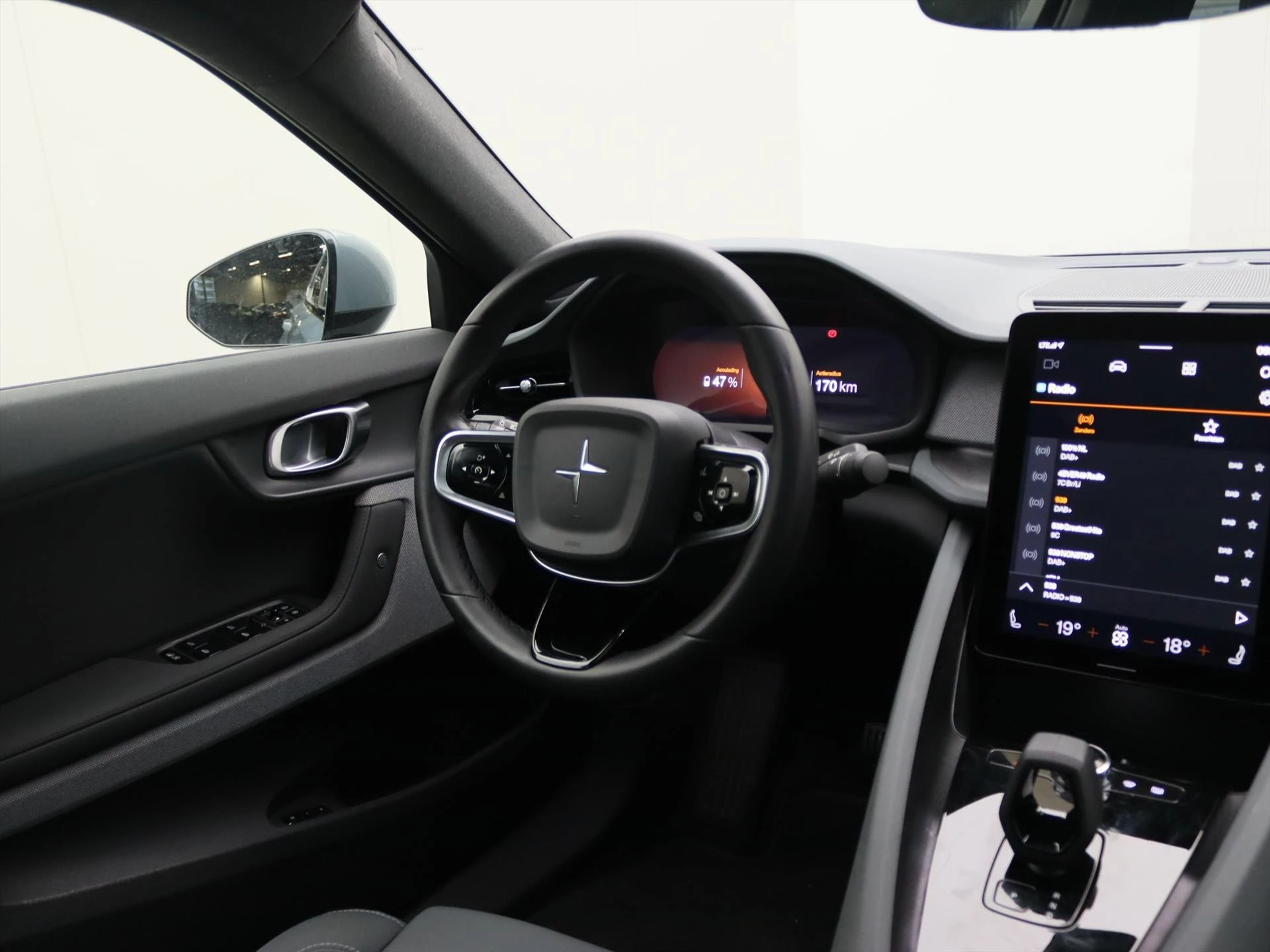 Hoofdafbeelding Polestar 2