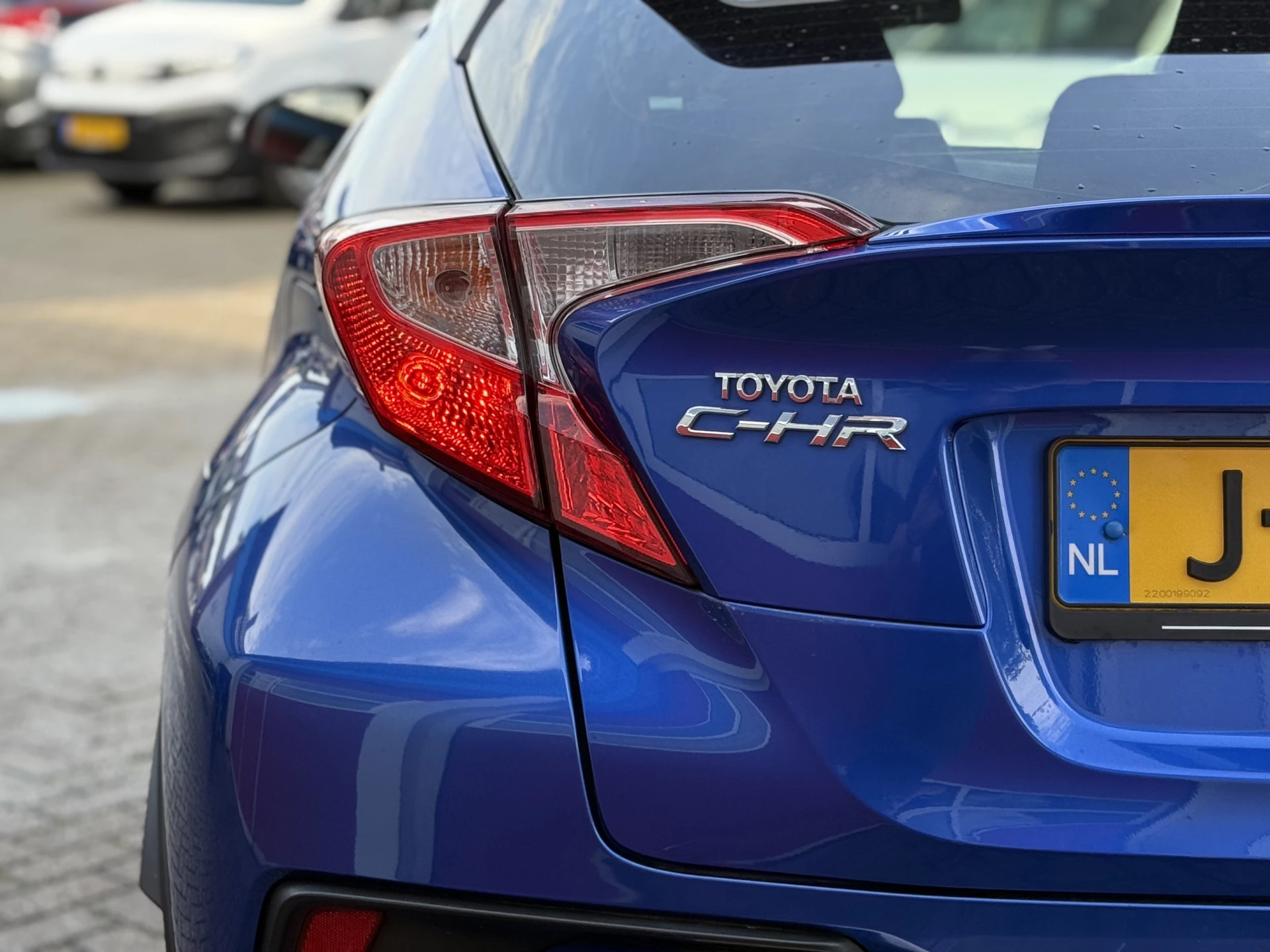 Hoofdafbeelding Toyota C-HR
