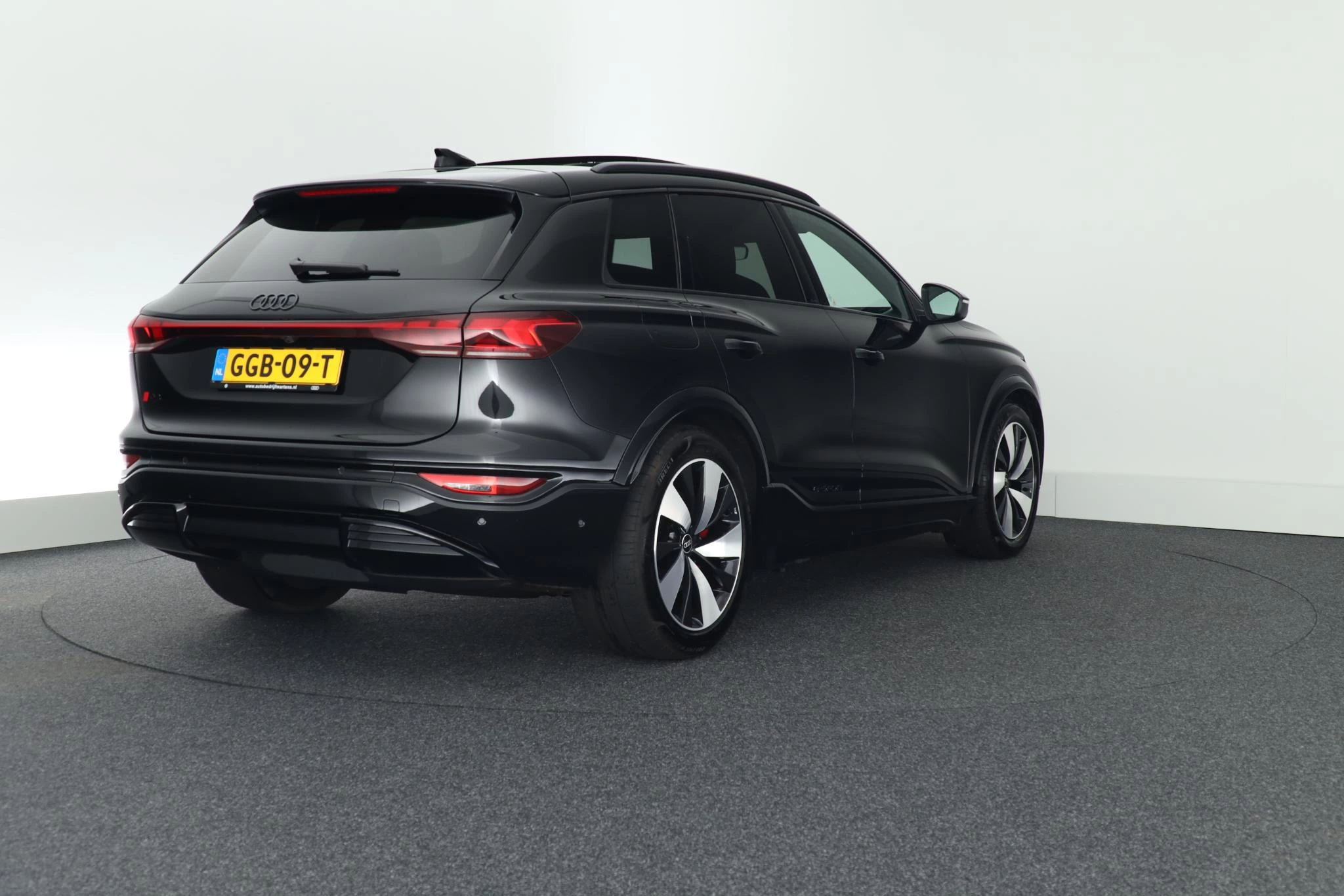 Hoofdafbeelding Audi Q6 e-tron