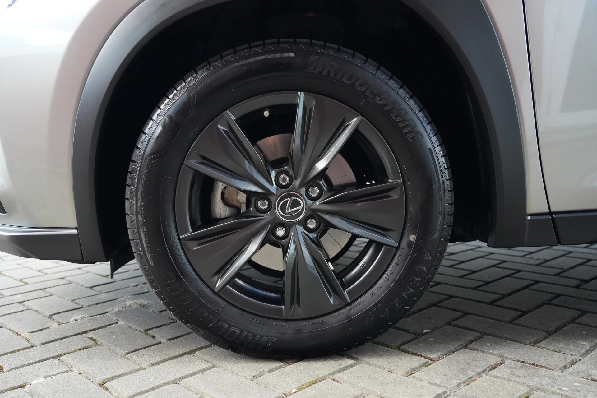 Hoofdafbeelding Lexus UX