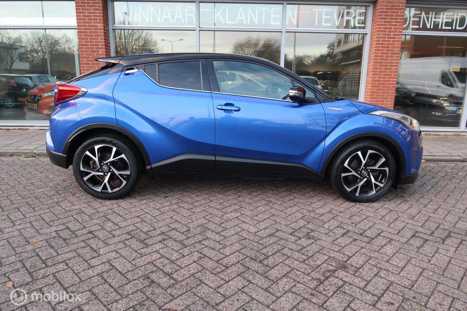 Hoofdafbeelding Toyota C-HR
