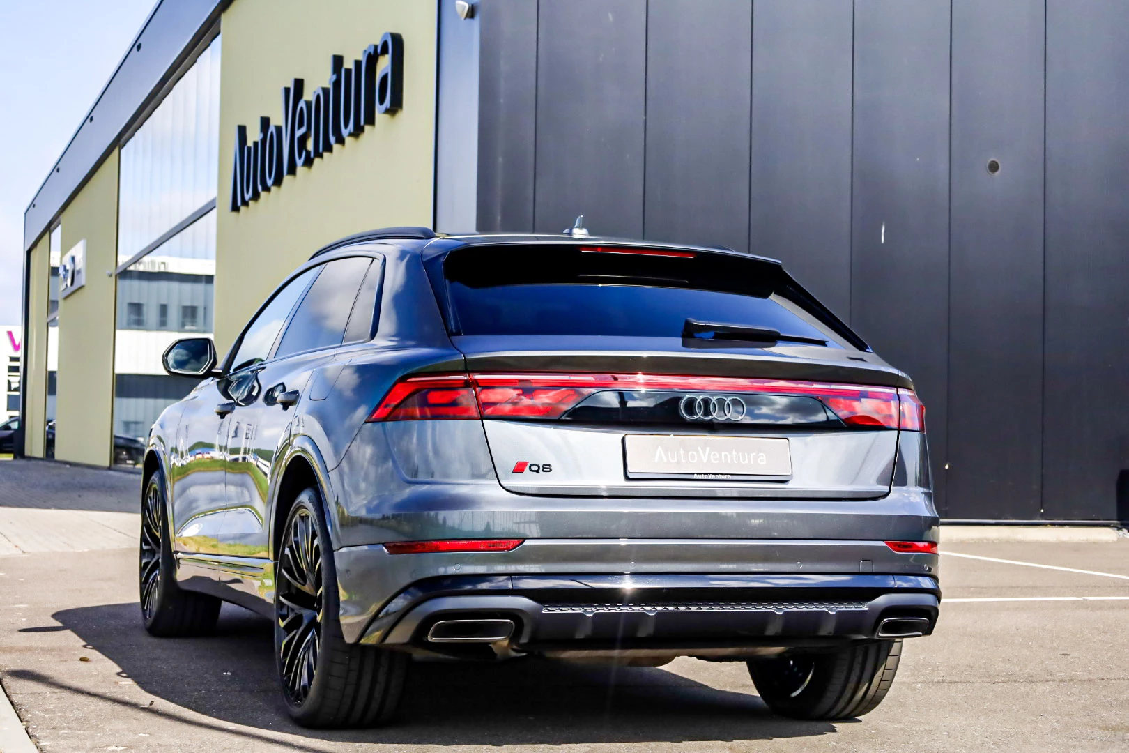 Hoofdafbeelding Audi Q8
