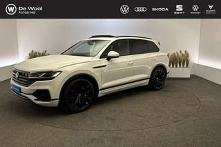 Hoofdafbeelding Volkswagen Touareg Volkswagen Touareg 3.0 TSI eHybrid 381pk Automaat 4MOTION Elegance | Trekhaak Zwenkbaar, Panoramadak, Leder "Vienna" |