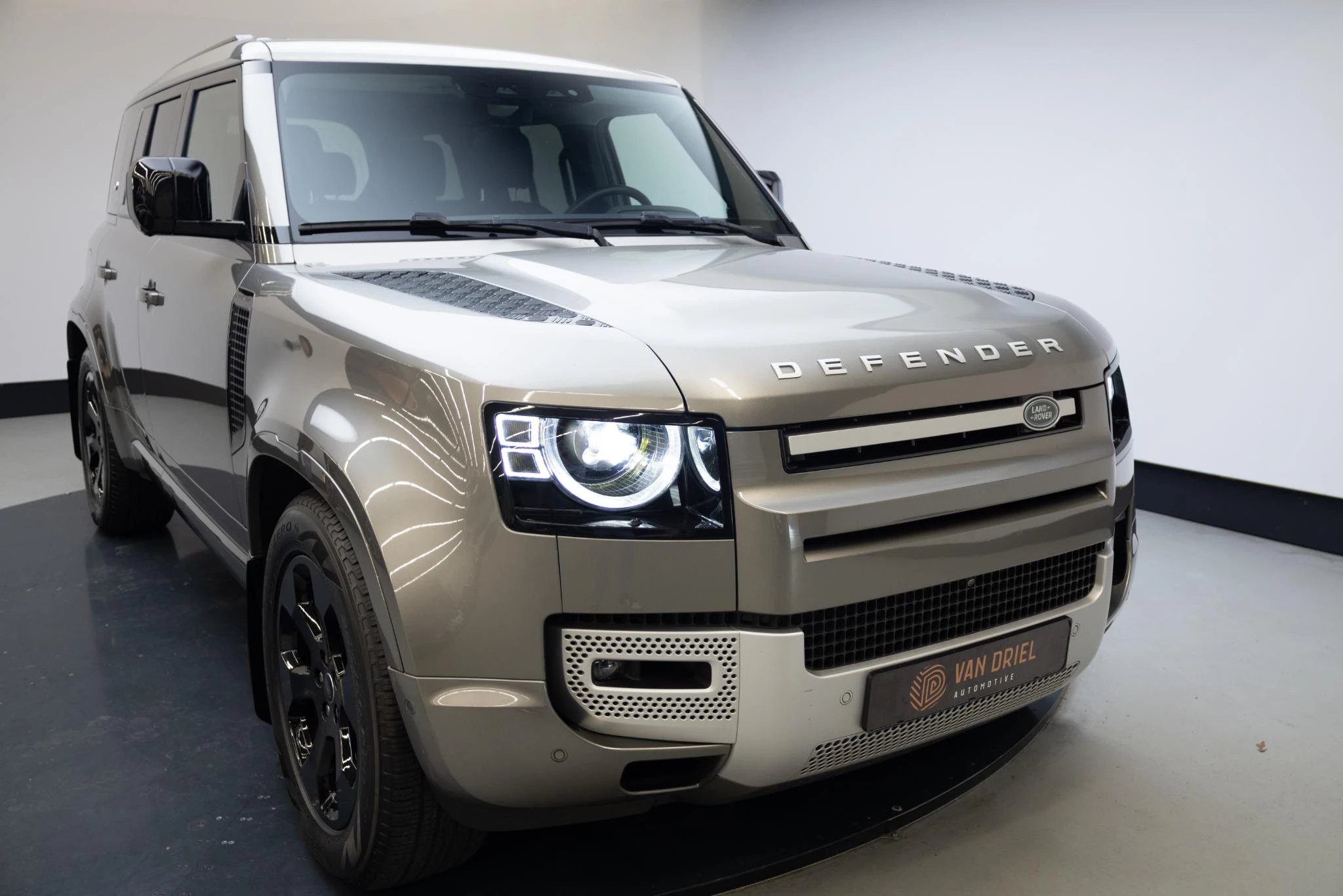 Hoofdafbeelding Land Rover Defender