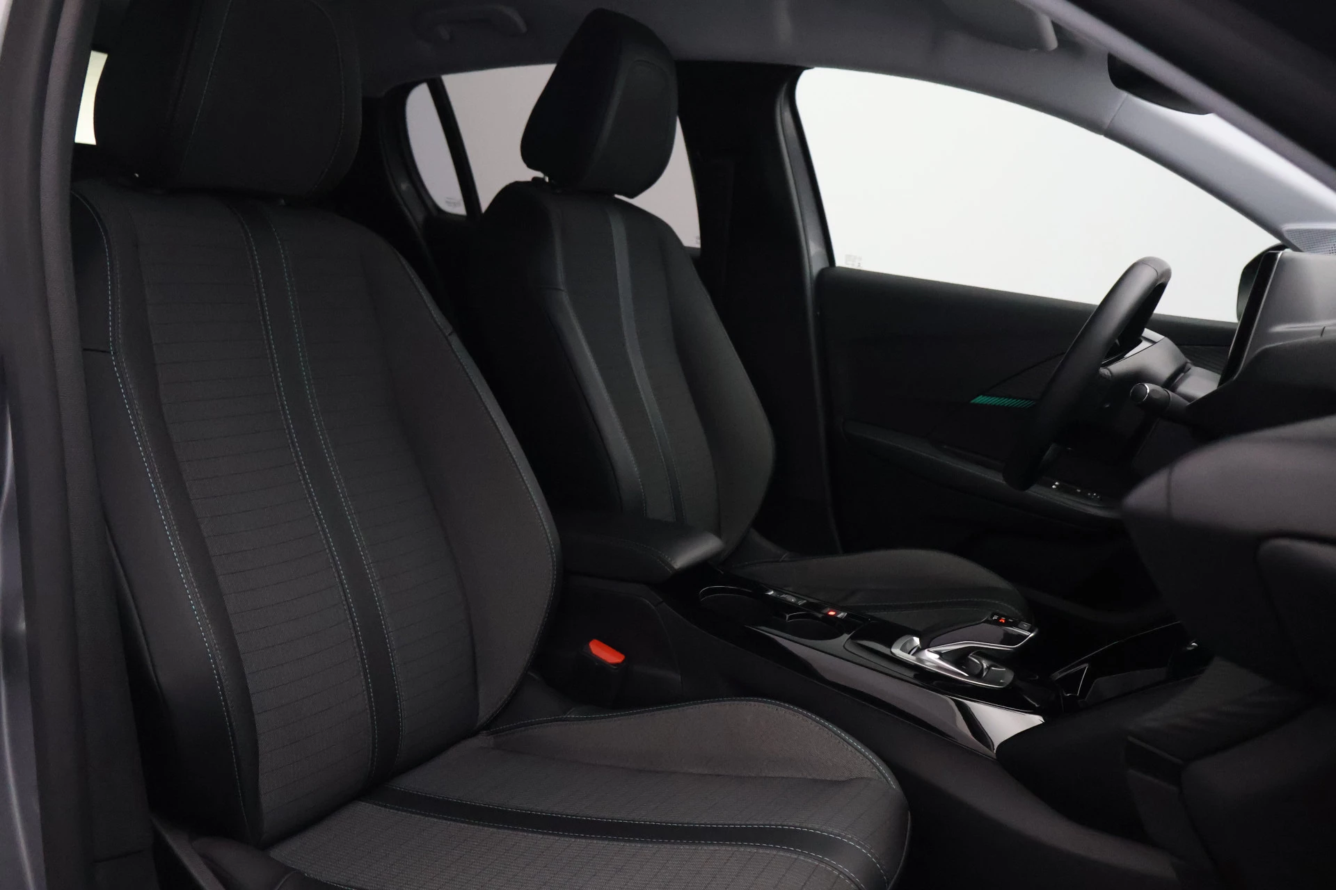 Hoofdafbeelding Peugeot e-208