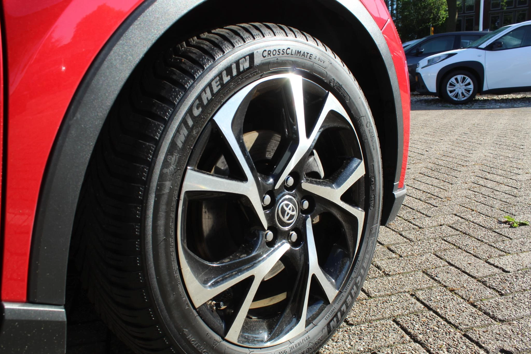 Hoofdafbeelding Toyota C-HR