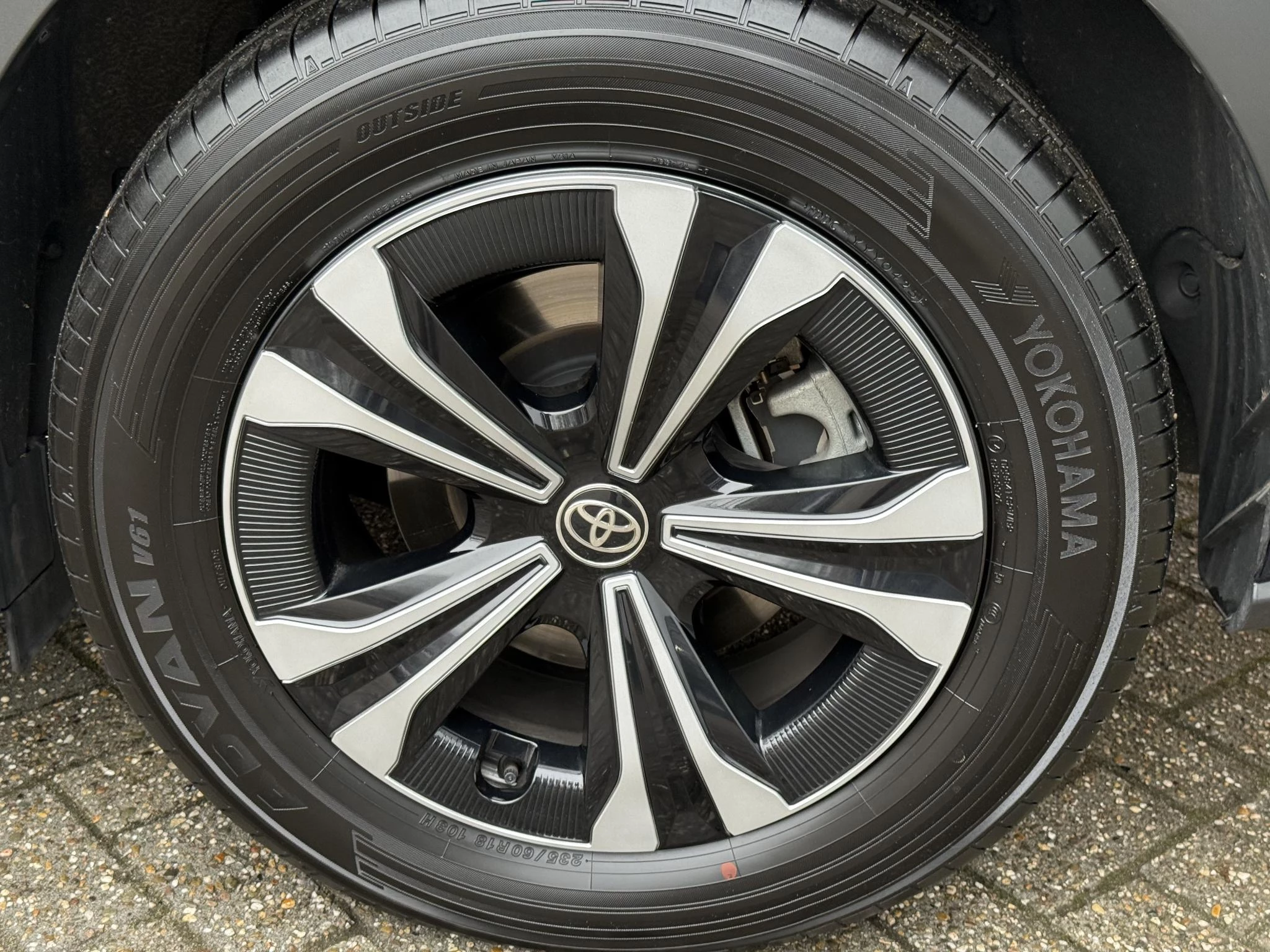 Hoofdafbeelding Toyota bZ4X