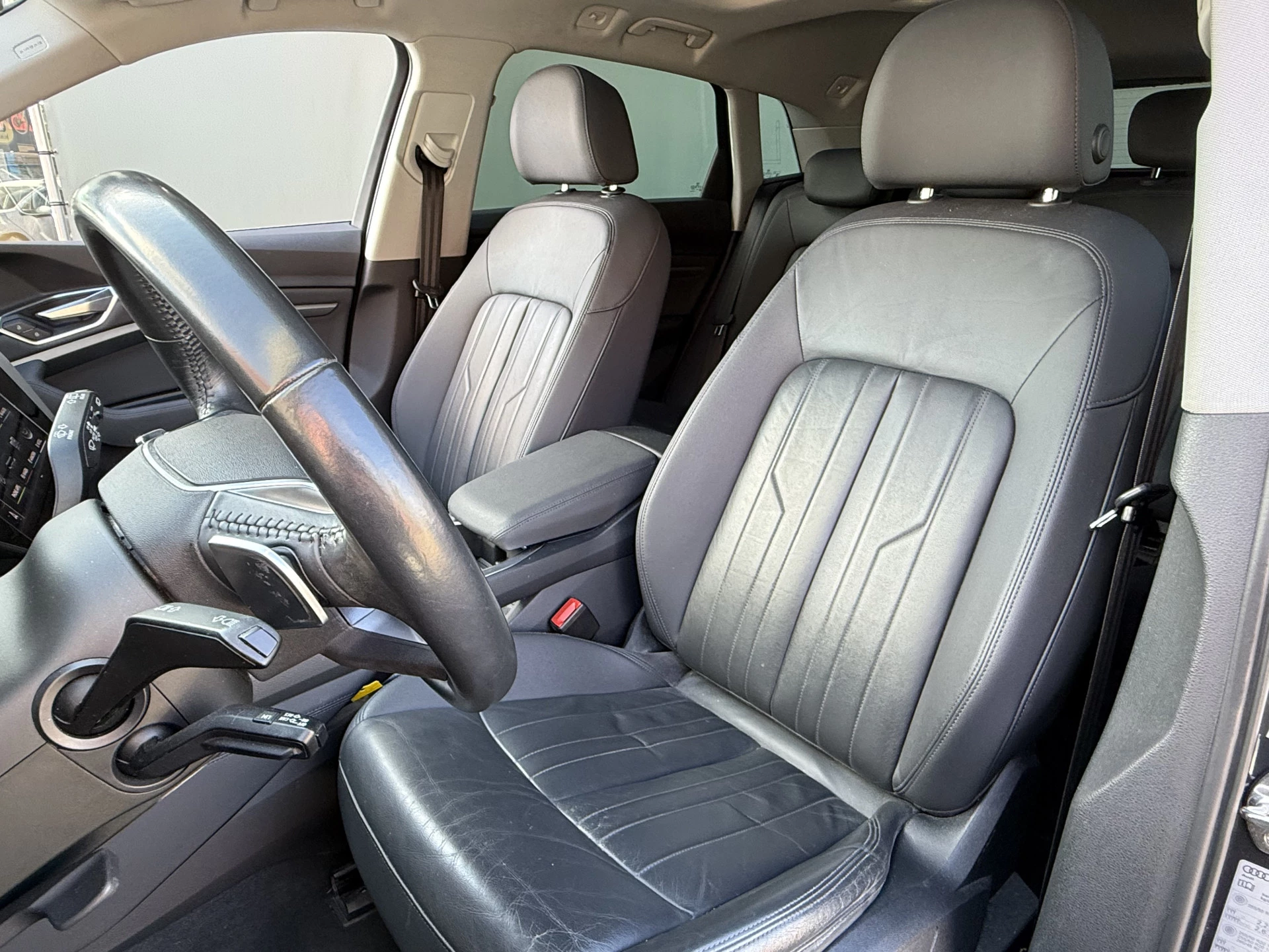 Hoofdafbeelding Audi e-tron