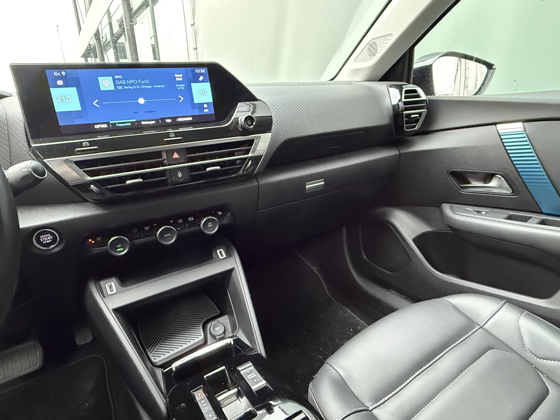 Hoofdafbeelding Citroën ë-C4