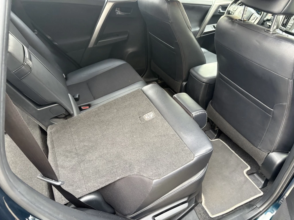 Hoofdafbeelding Toyota RAV4