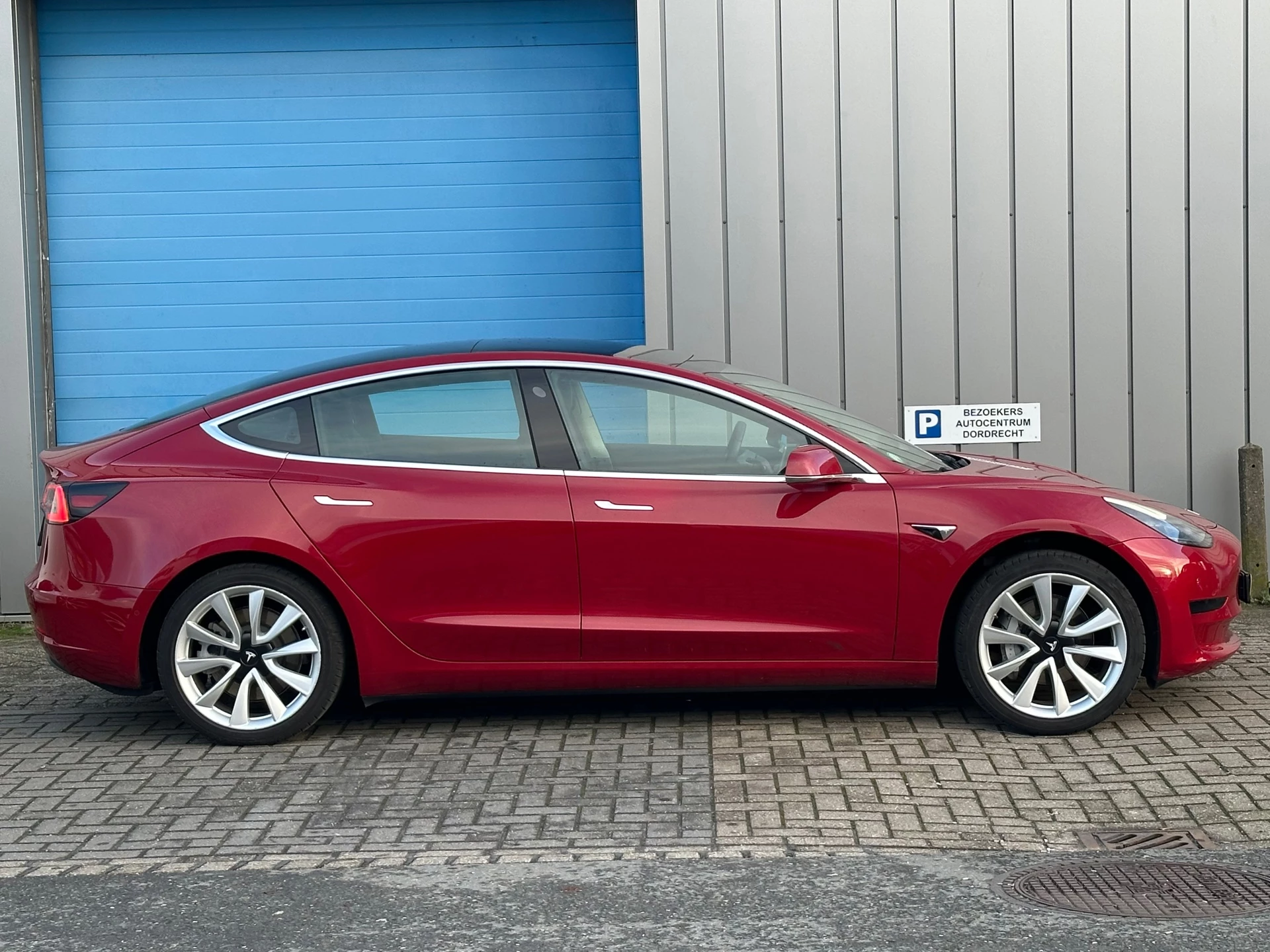 Hoofdafbeelding Tesla Model 3