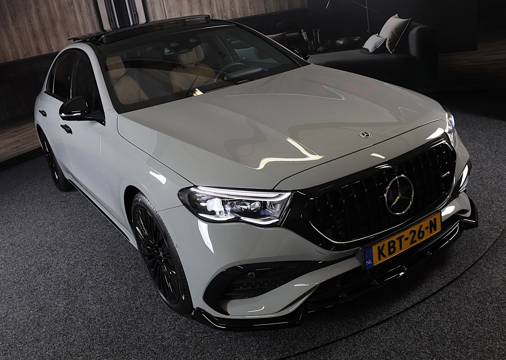 Hoofdafbeelding Mercedes-Benz E-Klasse