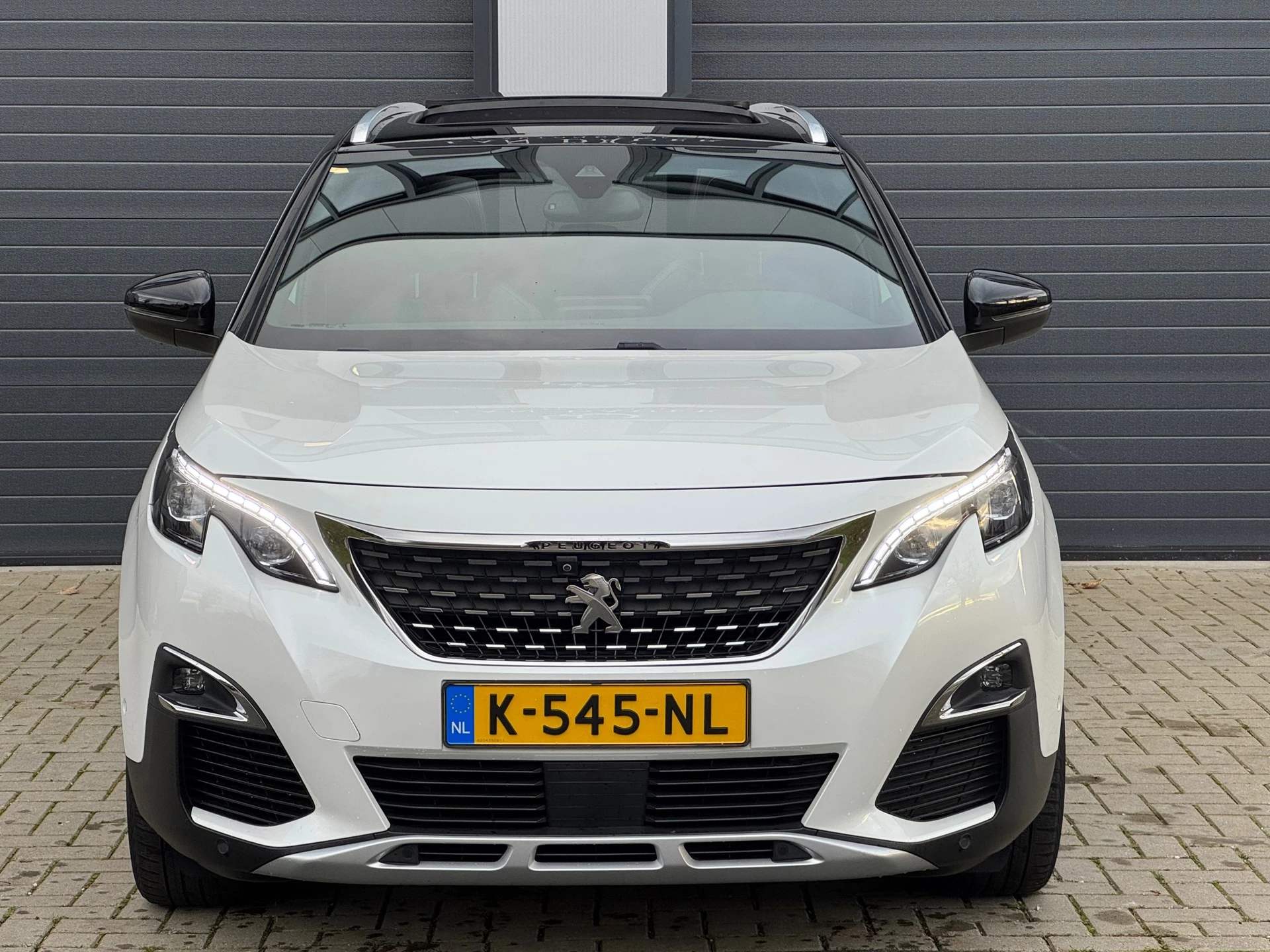 Hoofdafbeelding Peugeot 5008