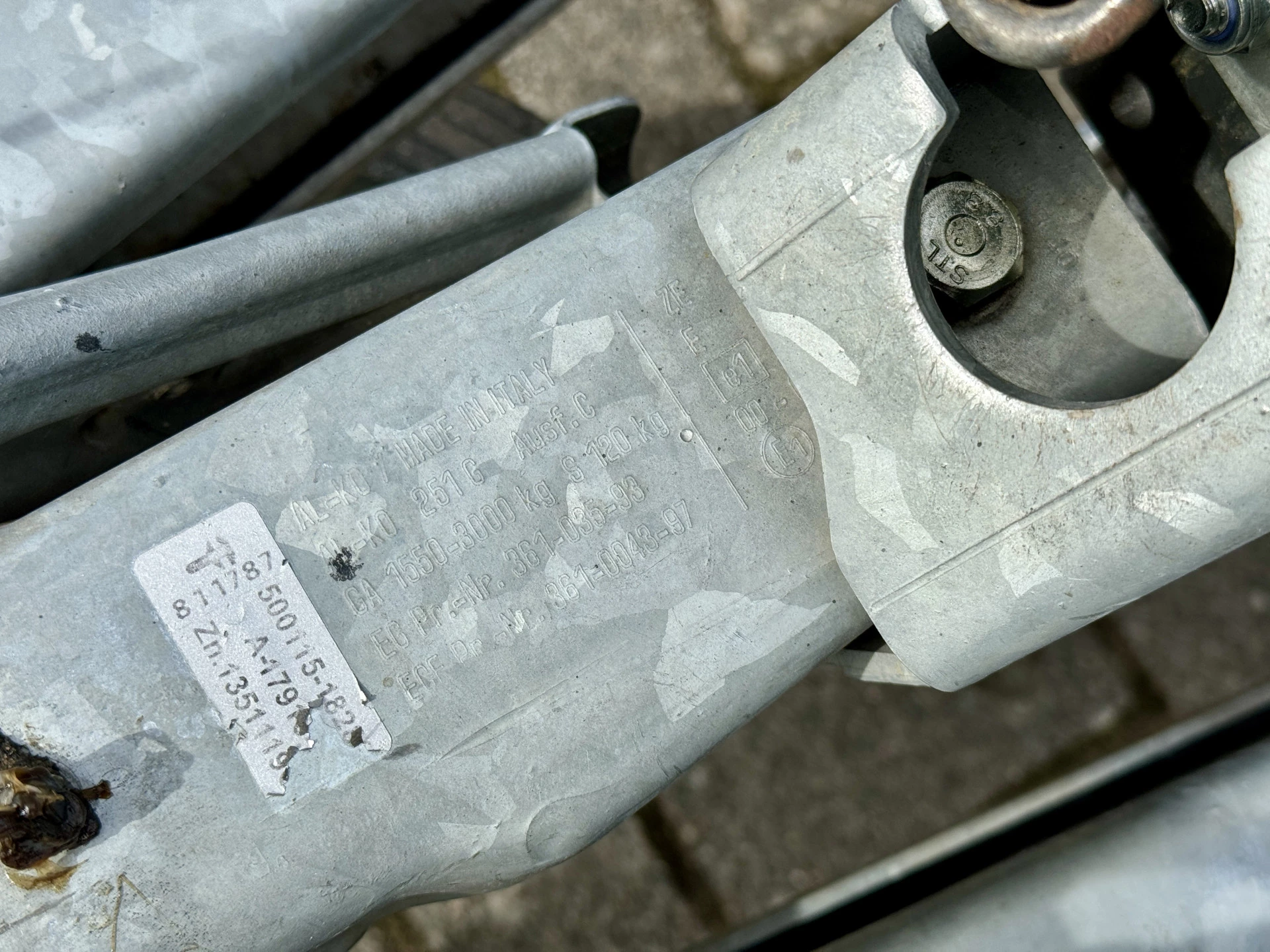 Hoofdafbeelding Saris C3000