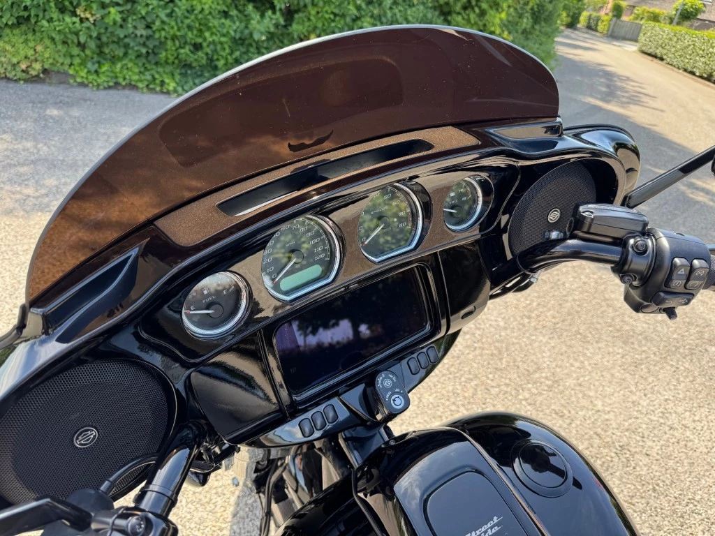 Hoofdafbeelding Harley-Davidson Street Glide