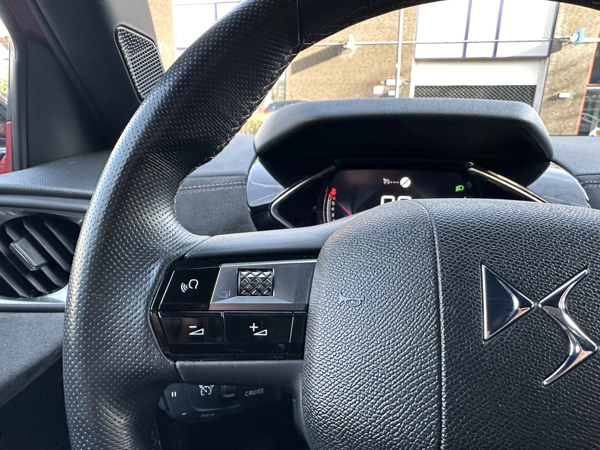 Hoofdafbeelding DS DS 3